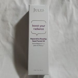 Boost your radiance - rosehip seed oil